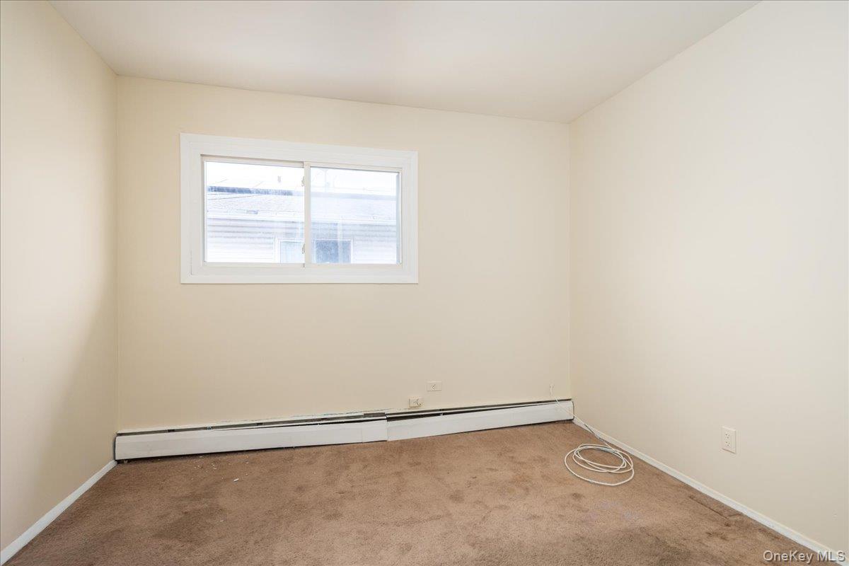 #20 photo, 7918 149th Avenue, কুইন্‌স Howard Beach , NY 11414