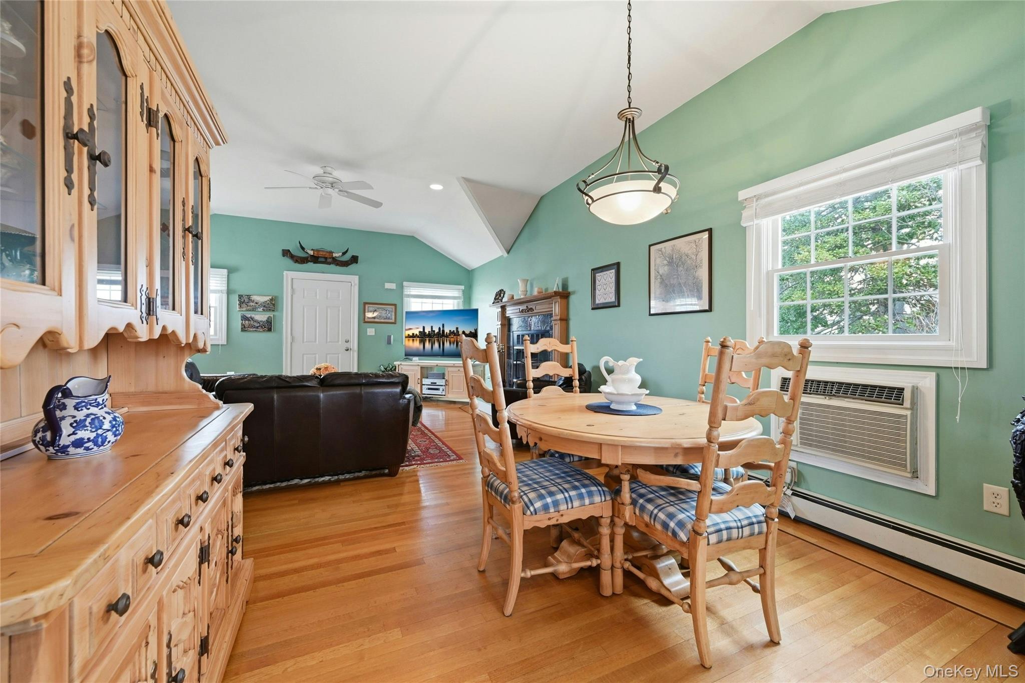 #10 photo, 136 Park Avenue, Deer Park , NY 11729