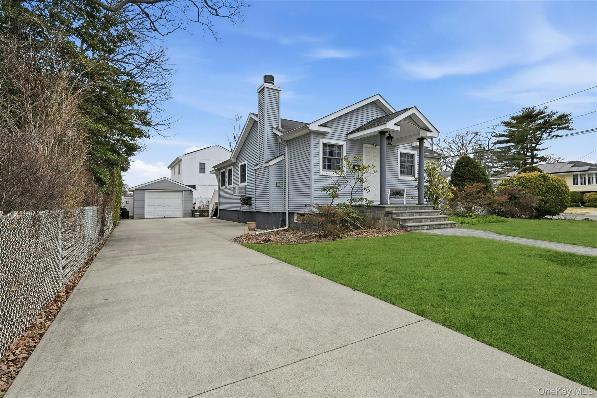 #2 photo, 136 Park Avenue, Deer Park , NY 11729