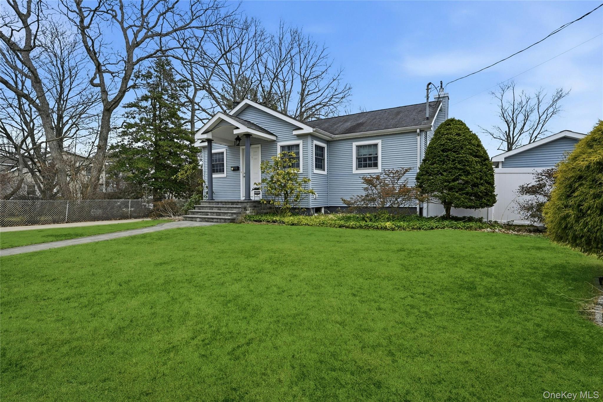 #3 photo, 136 Park Avenue, Deer Park , NY 11729