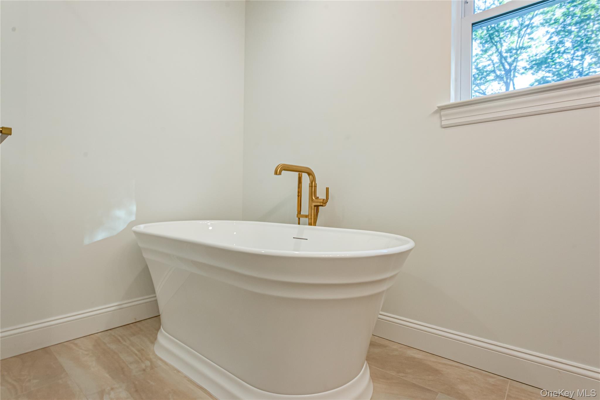 #16 photo, 457 Pond Path, সাফোক কাউন্টি East Setauket , NY 11733