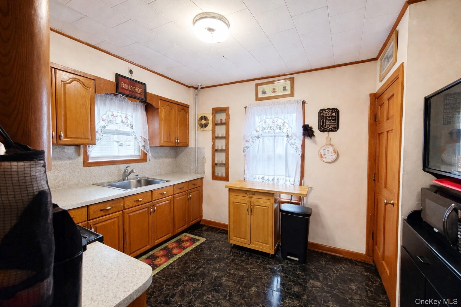 #11 photo, 9309 Vanderveer Street, Куинс ‖ Queens Village , NY 11428