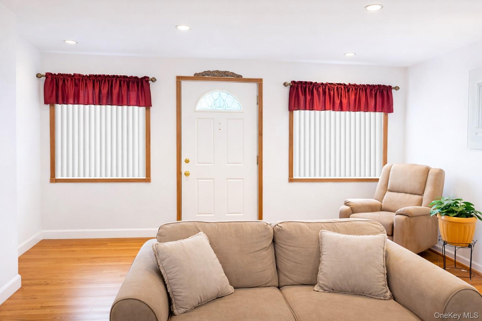 #4 photo, 9309 Vanderveer Street, Куинс ‖ Queens Village , NY 11428