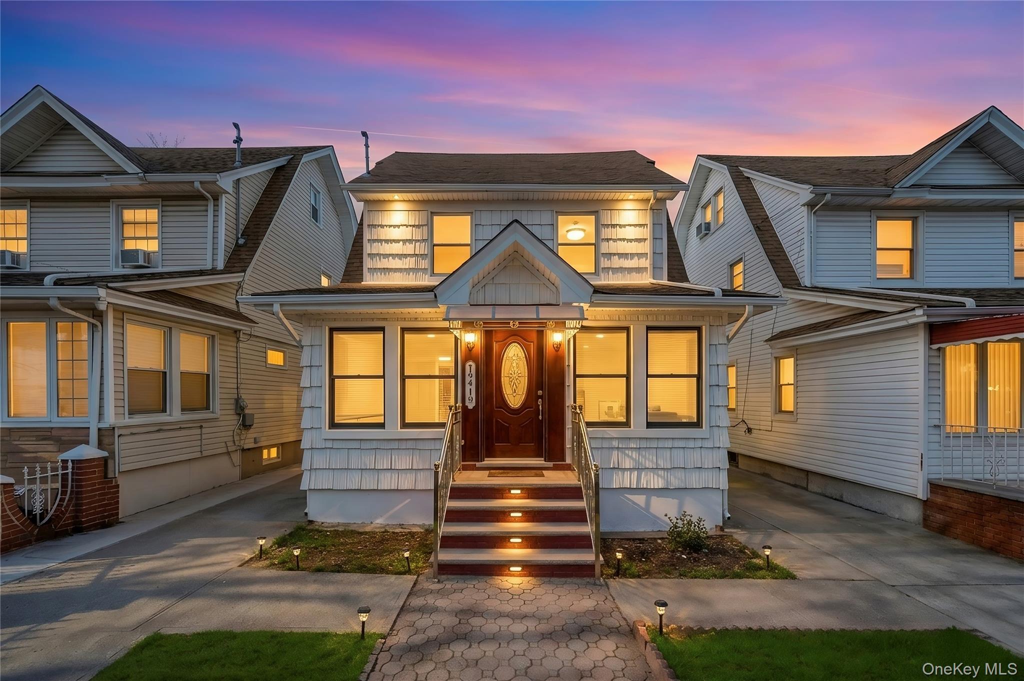 #2 photo, 194-19 115th Road, কুইন্‌স Saint Albans , NY 11412