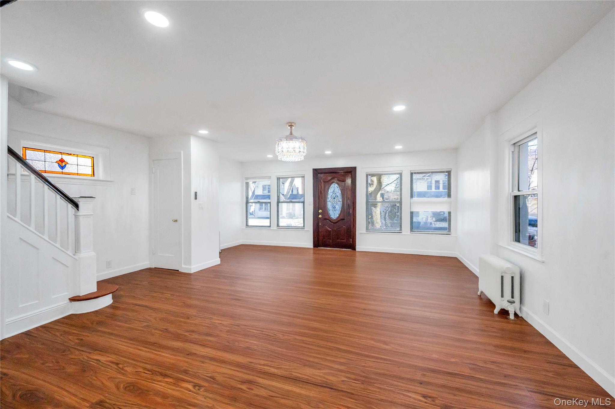 #9 photo, 194-19 115th Road, কুইন্‌স Saint Albans , NY 11412