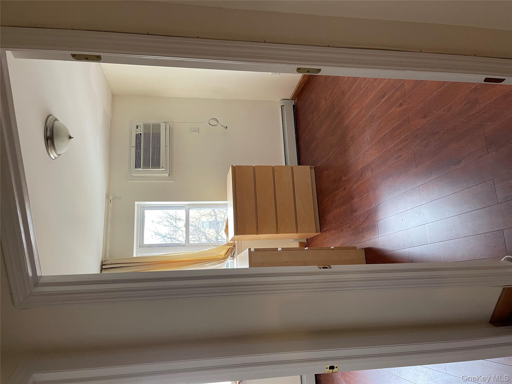 #6 photo, 697 Sheffield Avenue, ব্রুকলিন Brooklyn , NY 11207