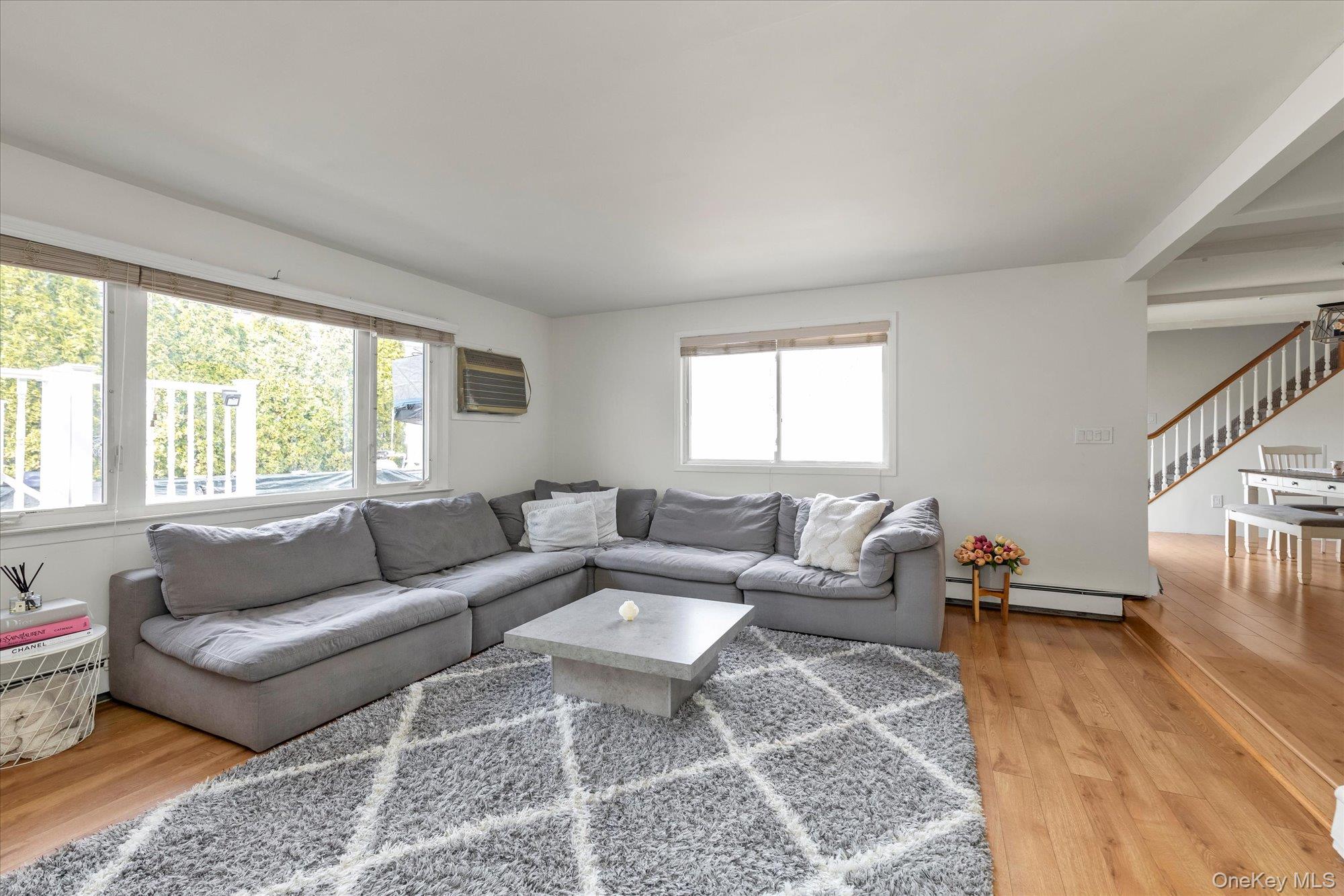 #3 photo, 32 Return Lane, নাসাউ কাউন্টি Levittown , NY 11756