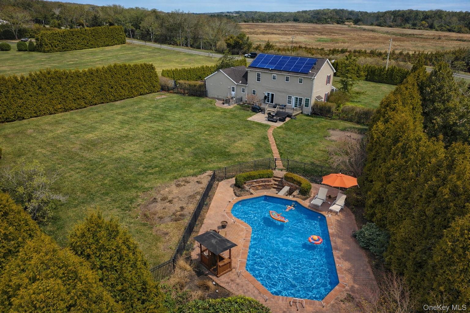 #2 photo, 3935 Sound Avenue, 롱 아일랜드 Riverhead , NY 11901