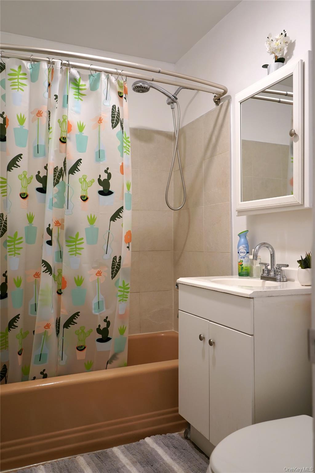 #10 photo, 37-54 99th Street, कोरोना Corona , NY 11368