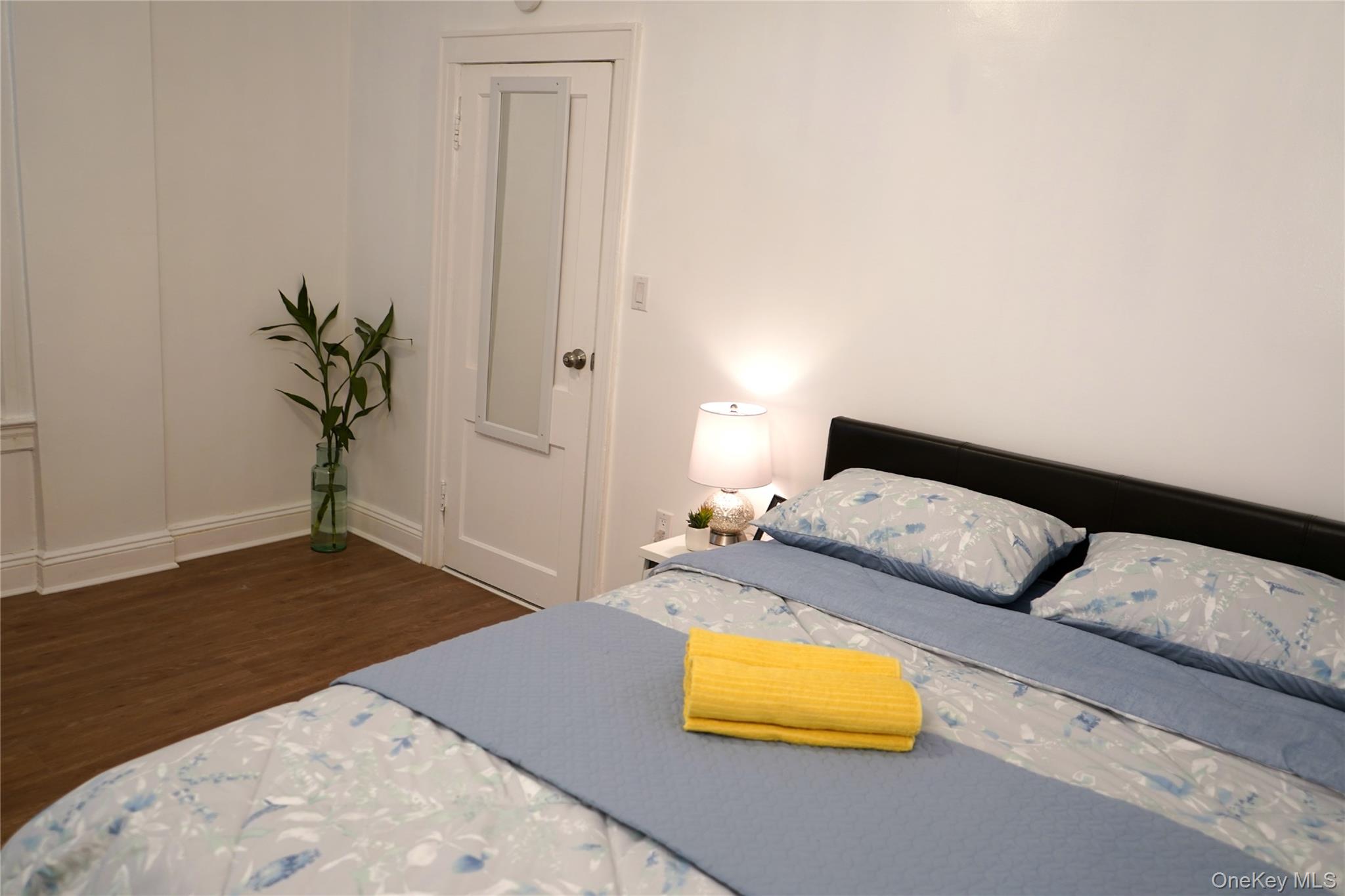 #13 photo, 37-54 99th Street, कोरोना Corona , NY 11368