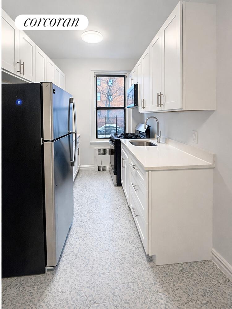 #1 photo, Jackson Heights, जैक्सन हाइट्स Jackson Heights , NY 11372