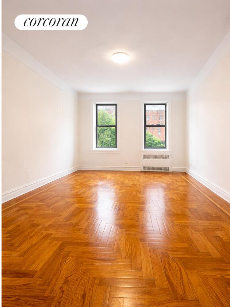 #3 photo, Jackson Heights, जैक्सन हाइट्स Jackson Heights , NY 11372