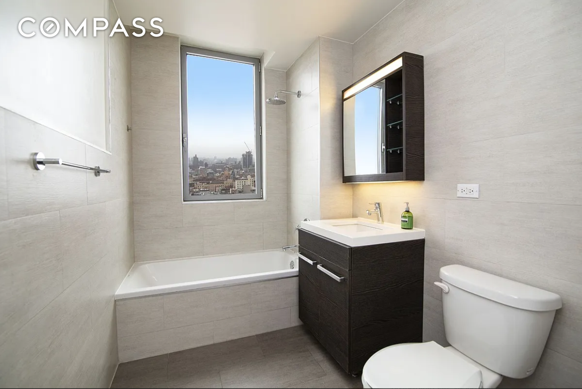 #4 photo, New York City, ম্যানহাটন Harlem , NY 10026