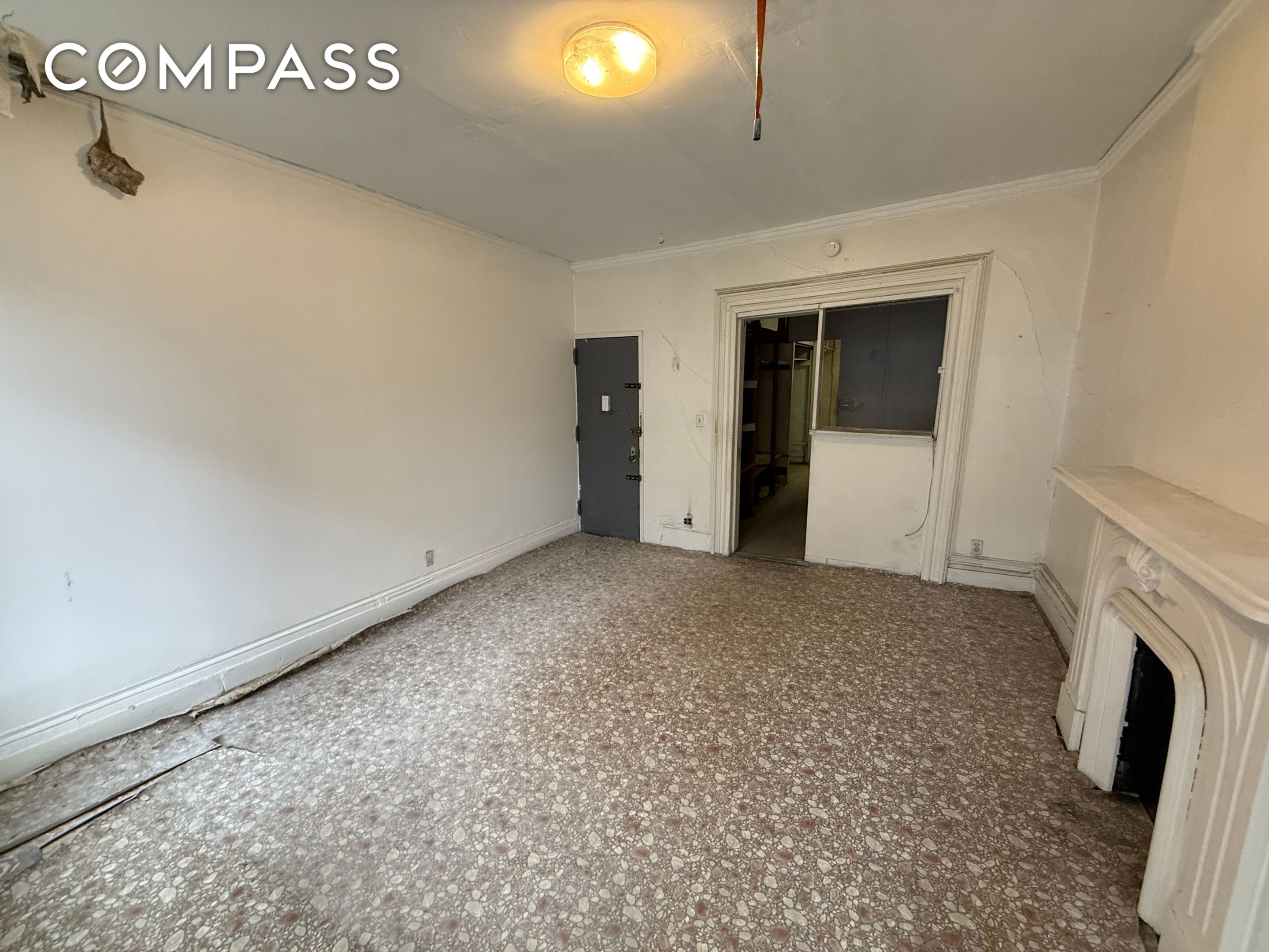 #11 photo, 320 W 47th Street, ম্যানহাটন Hell's Kitchen , NY 10036