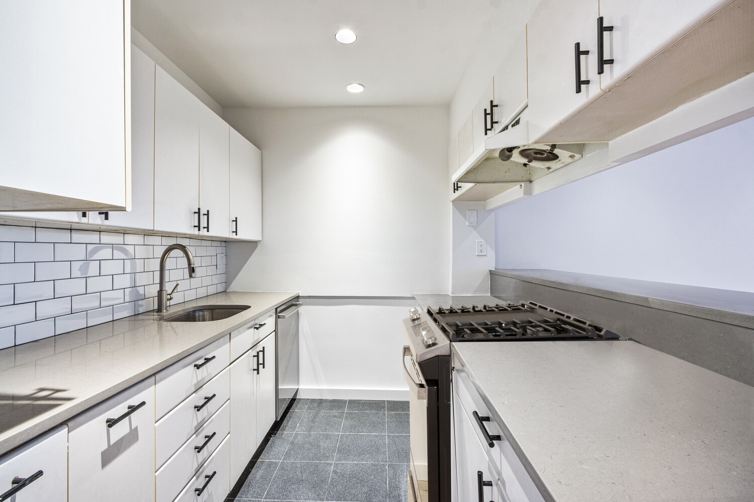 #6 photo, 176 BROADWAY, ম্যানহাটন Financial District , NY 10038