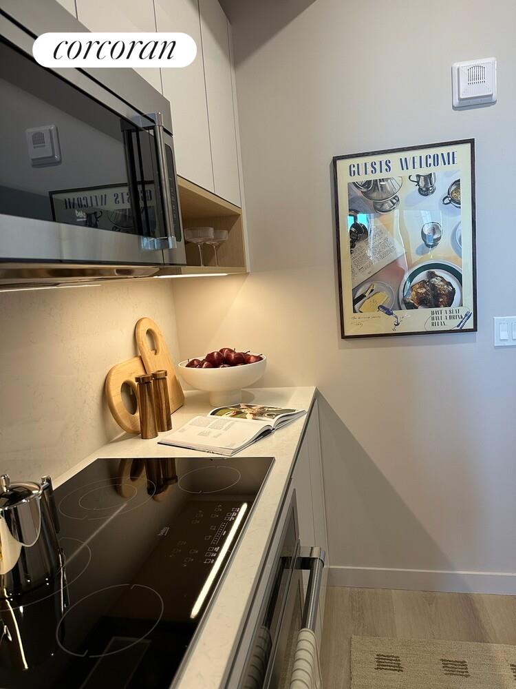 #3 photo, 25 WATER Street, मैनहटन Financial District , NY 10004