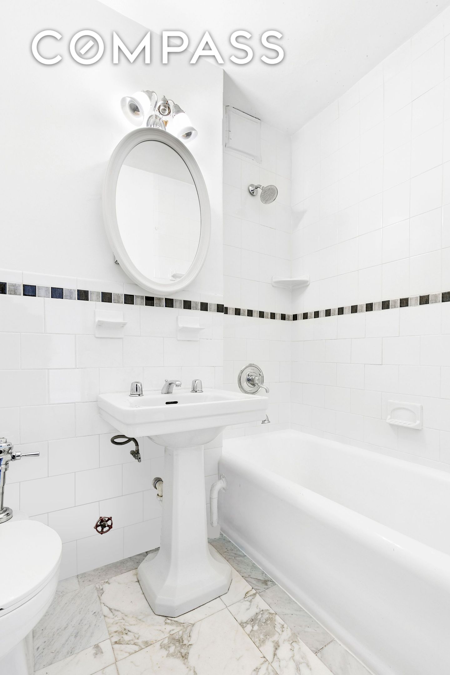 #6 photo, 24 5th Avenue, ম্যানহাটন Greenwich Village , NY 10011