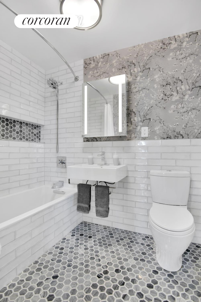 #13 photo, 1138 OCEAN Avenue, 布鲁克林 Ditmas Park , NY 11230