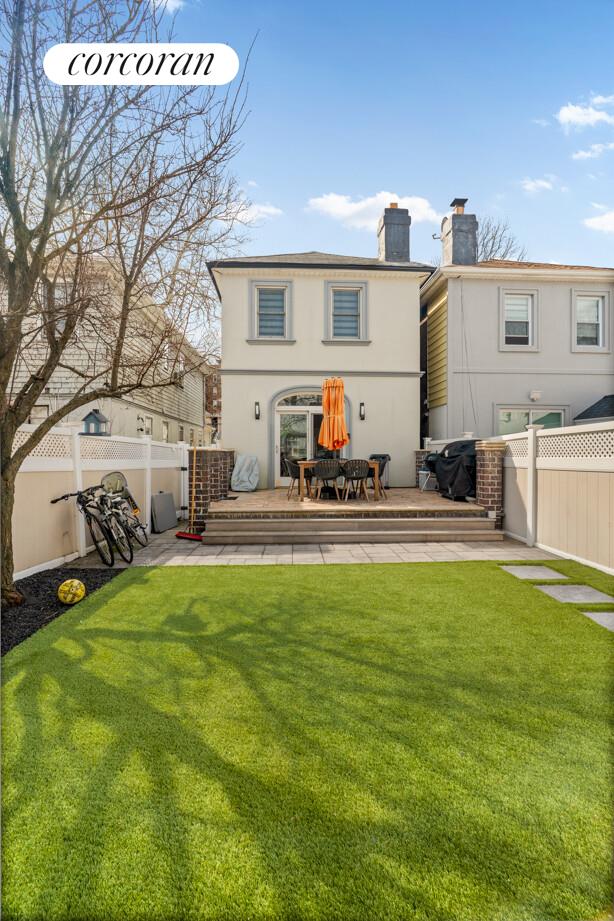 #12 photo, 2329 E 21ST Street, הברונקס Homecrest , NY 11229