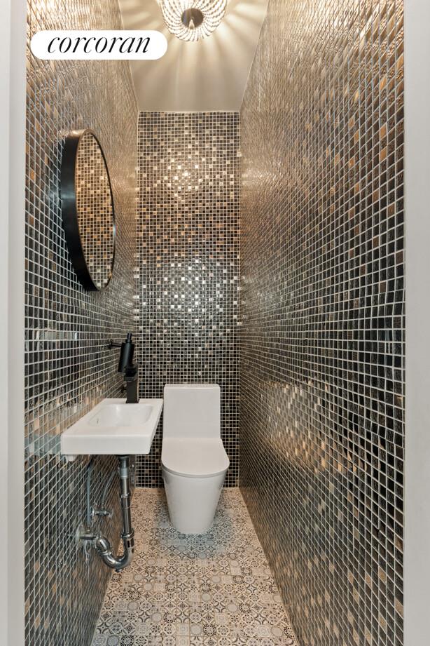 #9 photo, 2329 E 21ST Street, הברונקס Homecrest , NY 11229