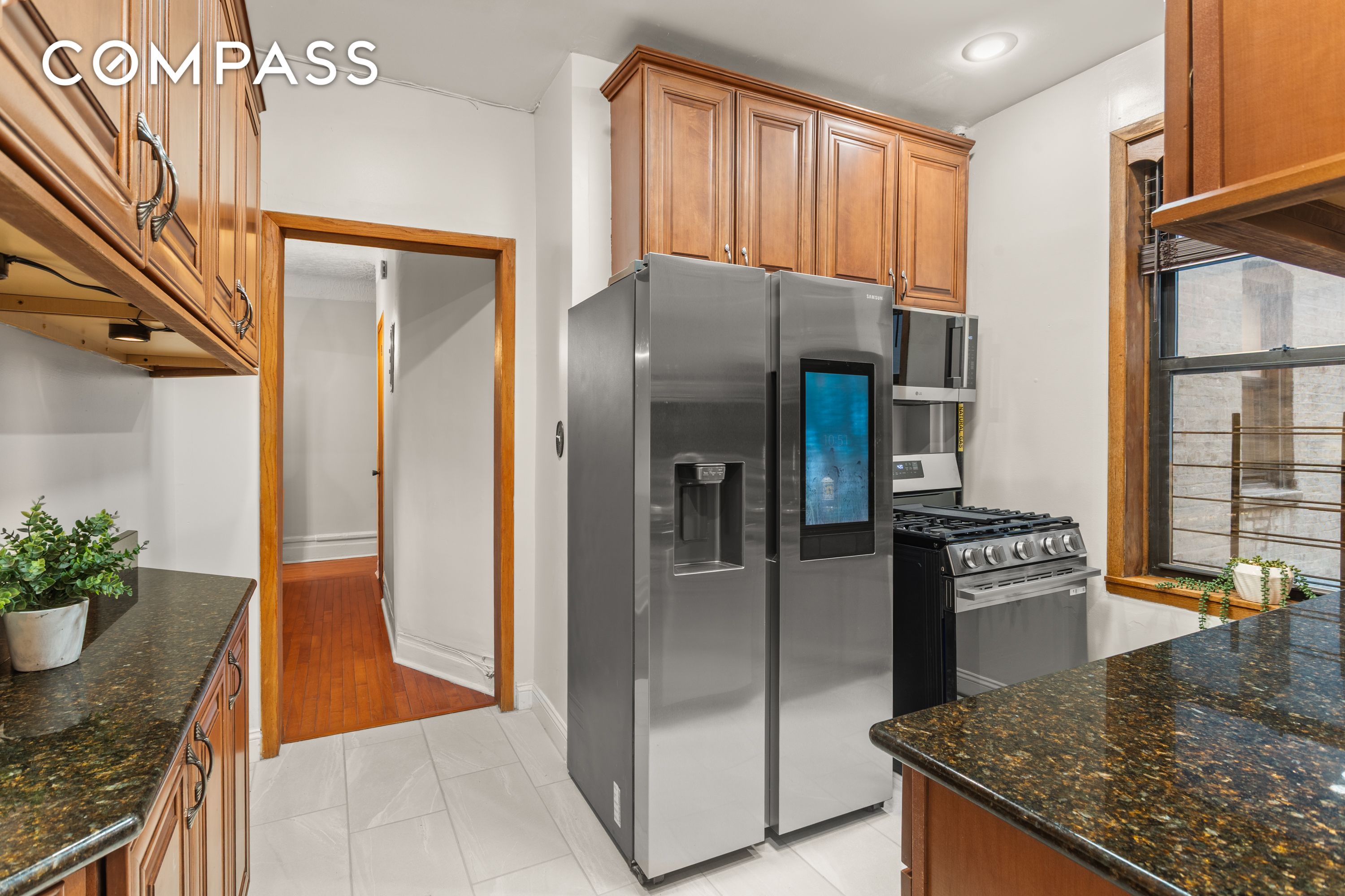 #8 photo, 527 W 143rd Street, ম্যানহাটন Hamilton Heights , NY 10031