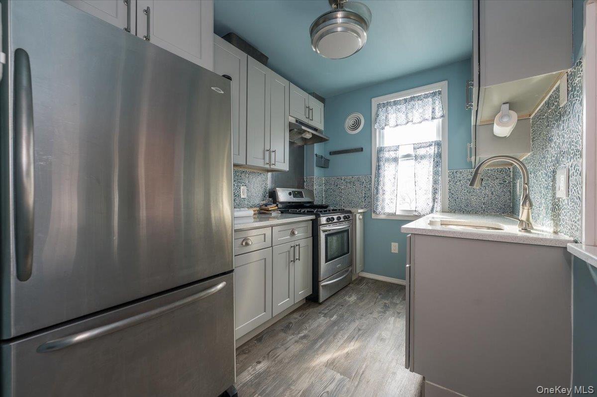 #17 photo, 836 Edison Avenue, Bronx , NY 10465