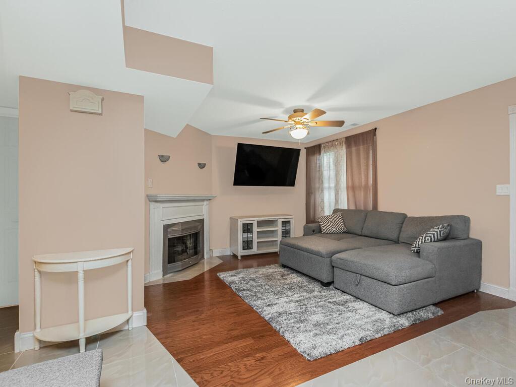 #7 photo, 4116 Whispering Hills, Chester , NY 10918