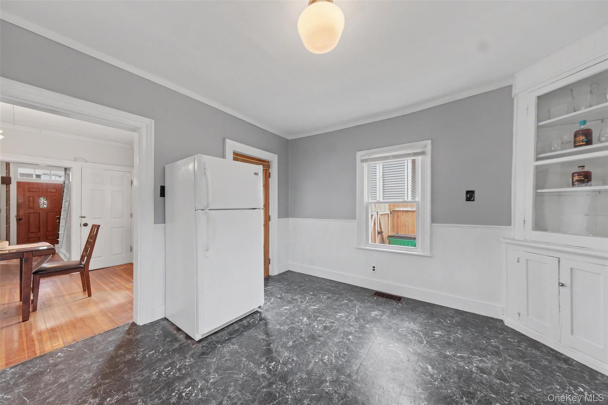 #14 photo, 18 Center Street, Beacon , NY 12508