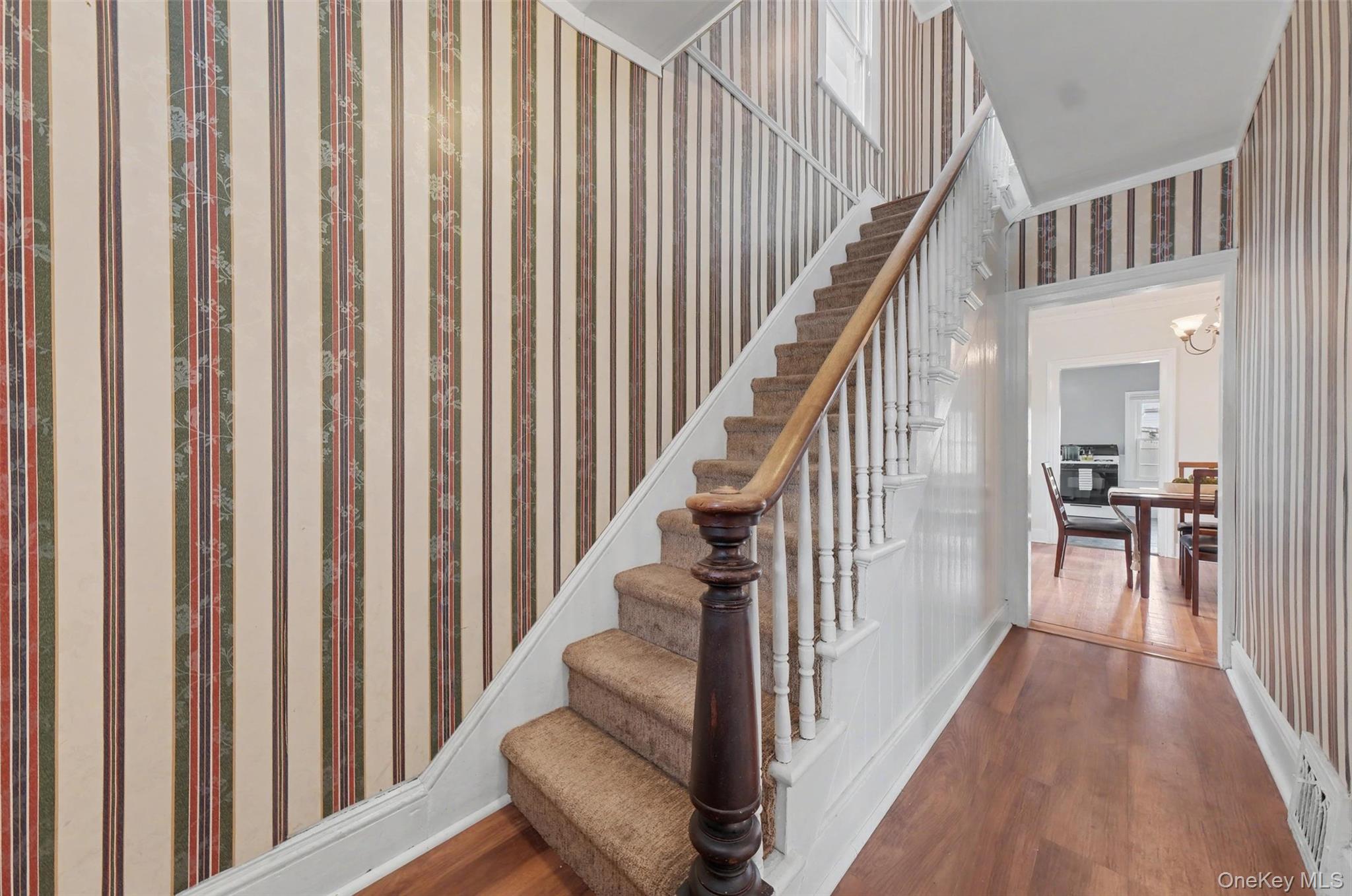 #5 photo, 18 Center Street, Beacon , NY 12508