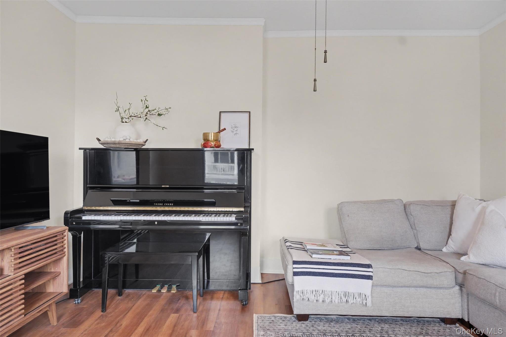 #8 photo, 18 Center Street, Beacon , NY 12508