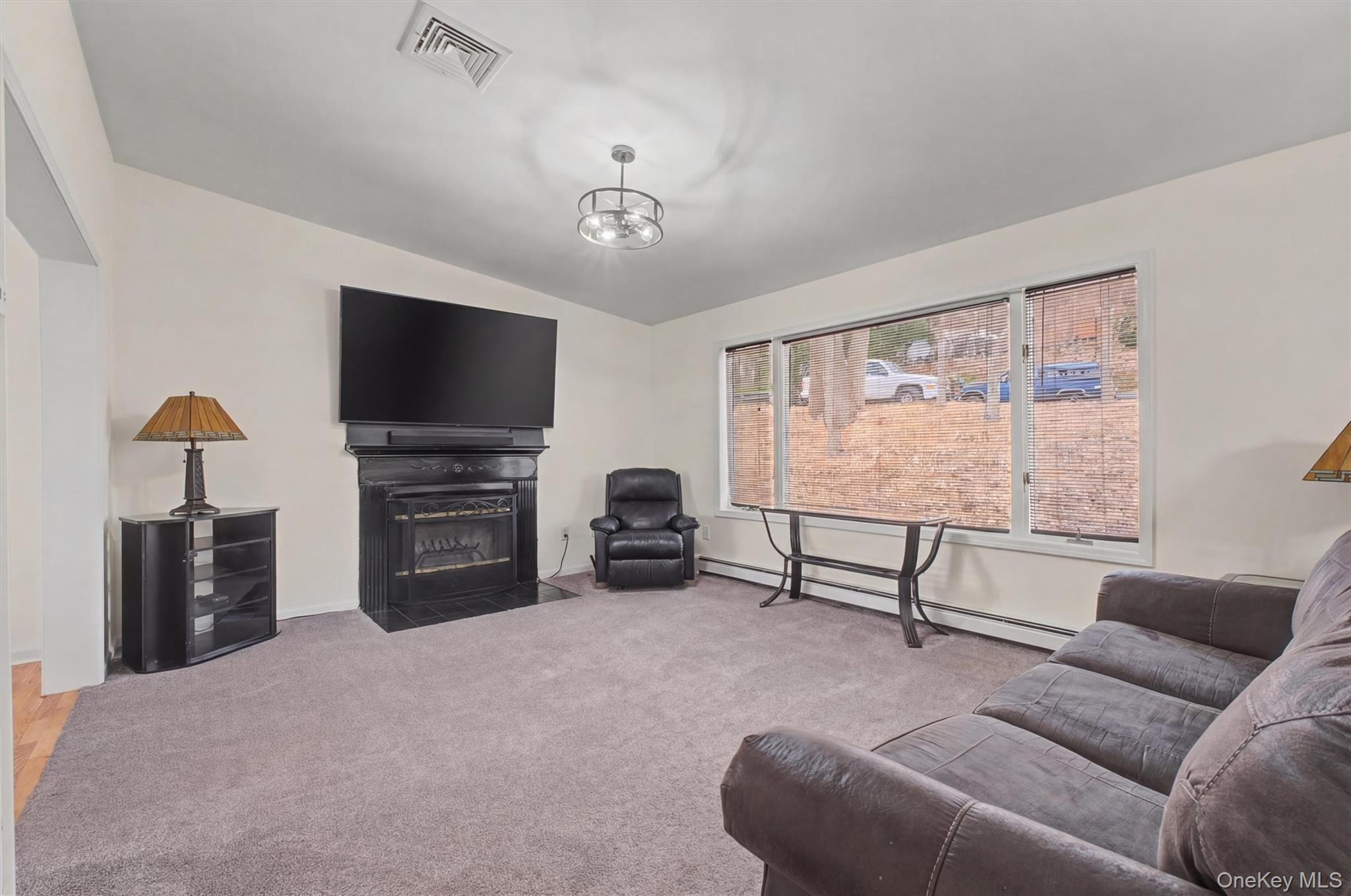 #4 photo, 27 Narcissus Drive, Mahopac , NY 10541