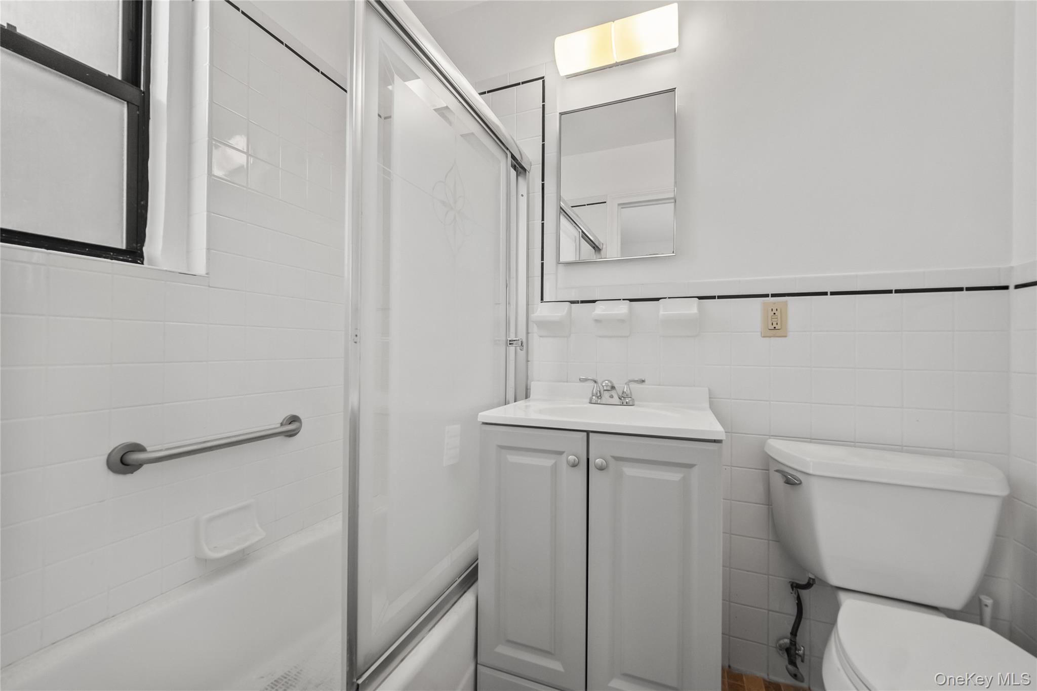 #10 photo, 68 E Hartsdale Avenue, Hartsdale , NY 10530