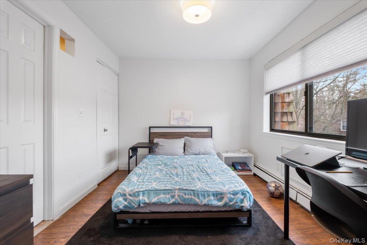 #12 photo, 555 Central Park Avenue, Scarsdale , NY 10583