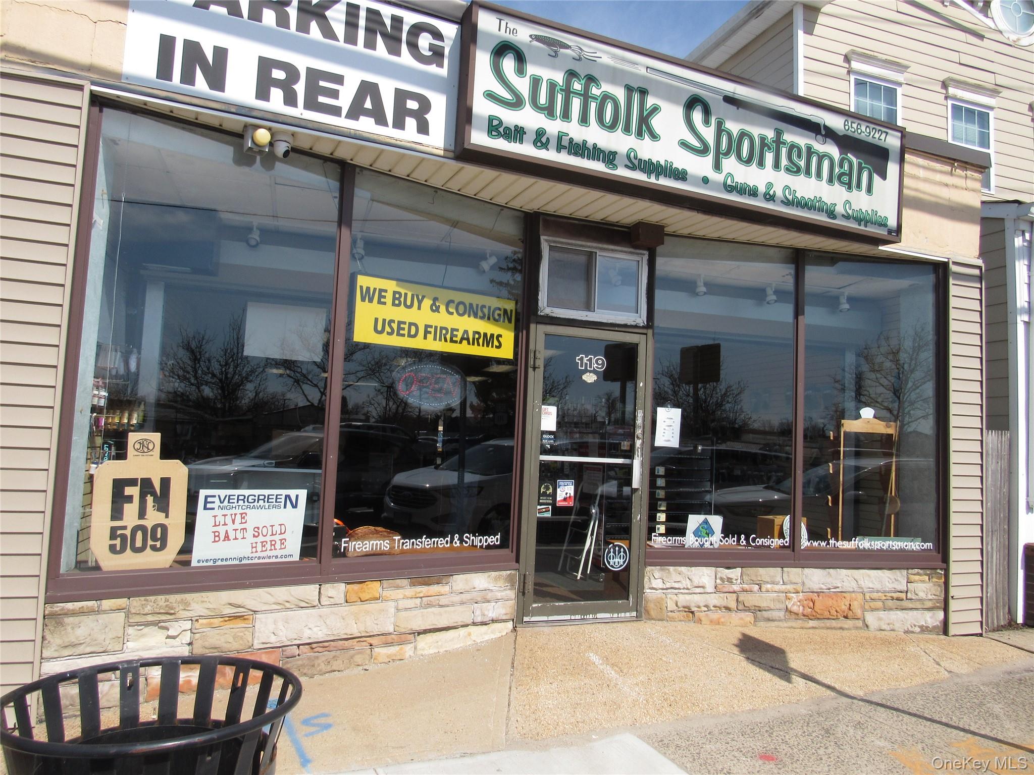 #1 photo, 119 E main Street, সাফোক কাউন্টি Smithtown , NY 11787