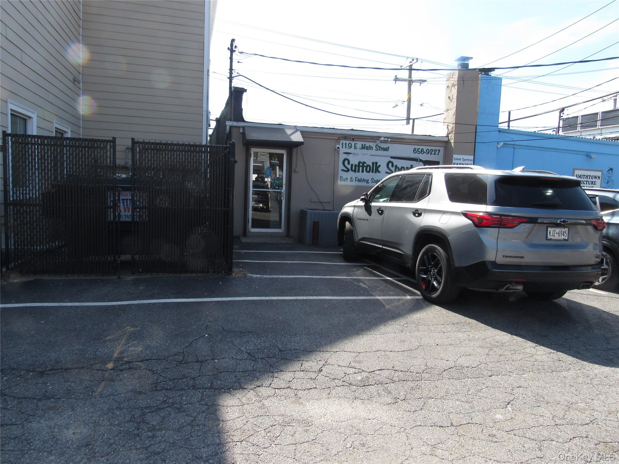 #3 photo, 119 E main Street, সাফোক কাউন্টি Smithtown , NY 11787