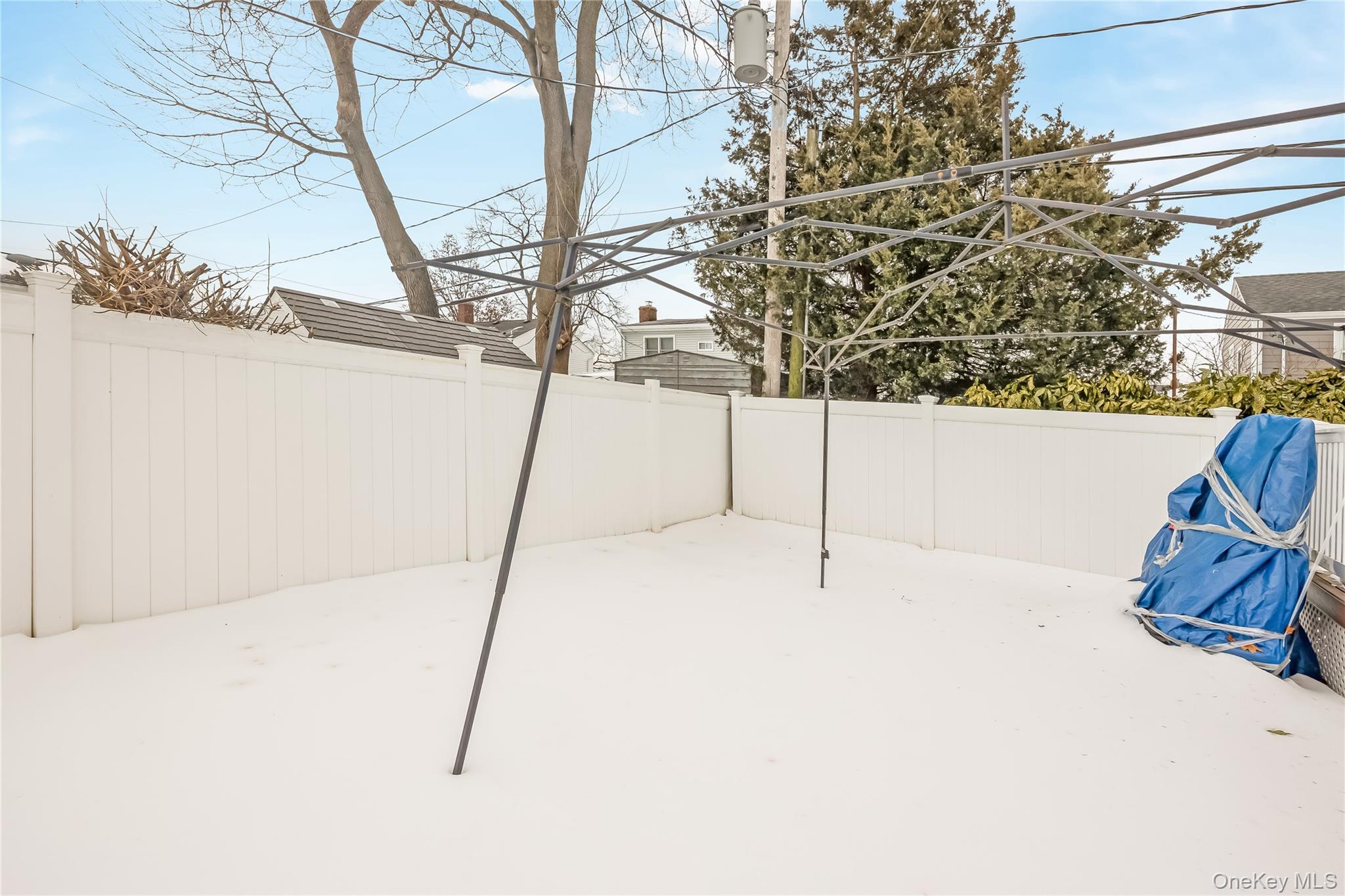 #20 photo, 2288 Jefferson Street, নাসাউ কাউন্টি East Meadow , NY 11554