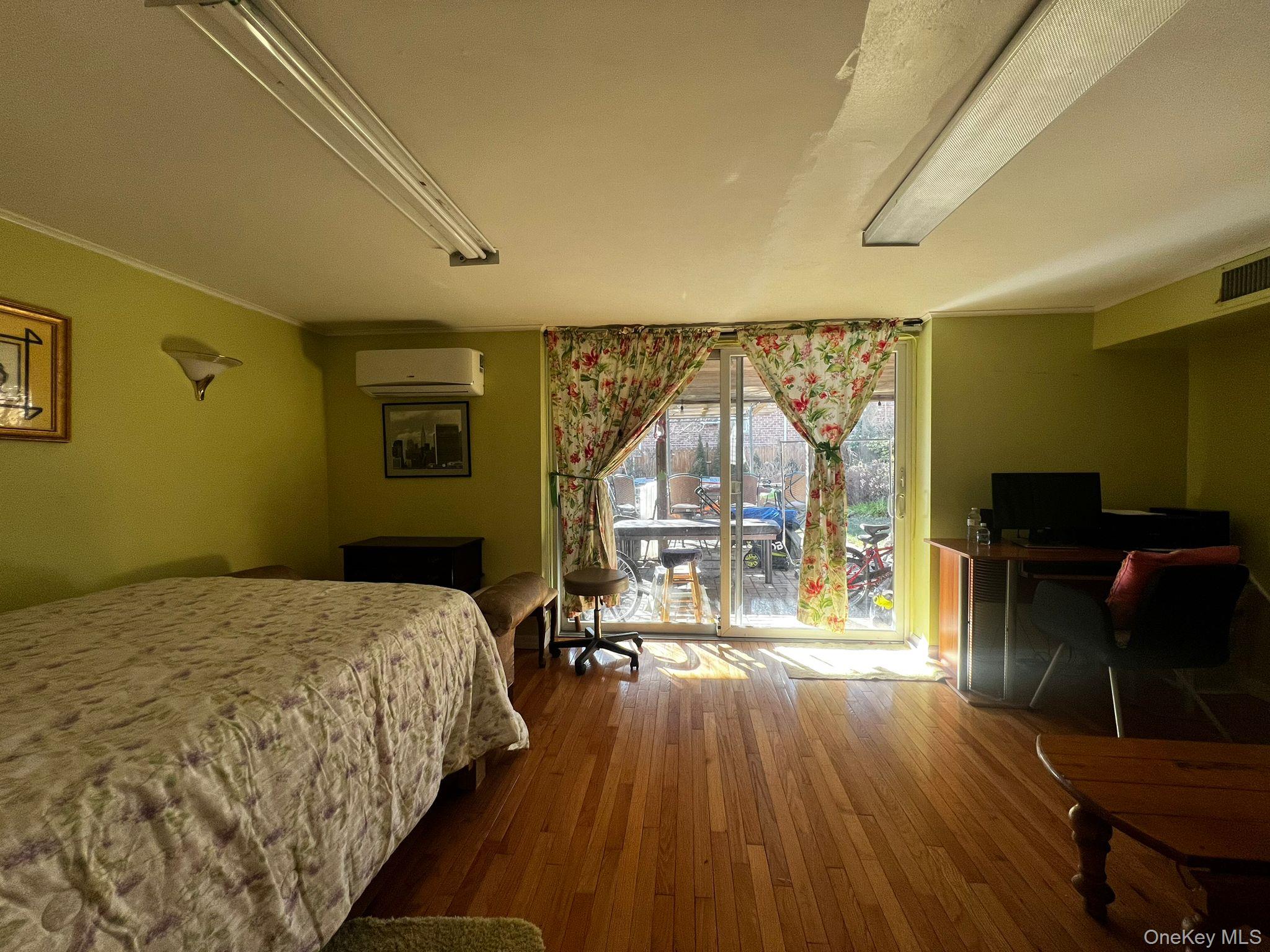 #14 photo, 199-18 Cross Island Parkway, কুইন্‌স Whitestone , NY 11357