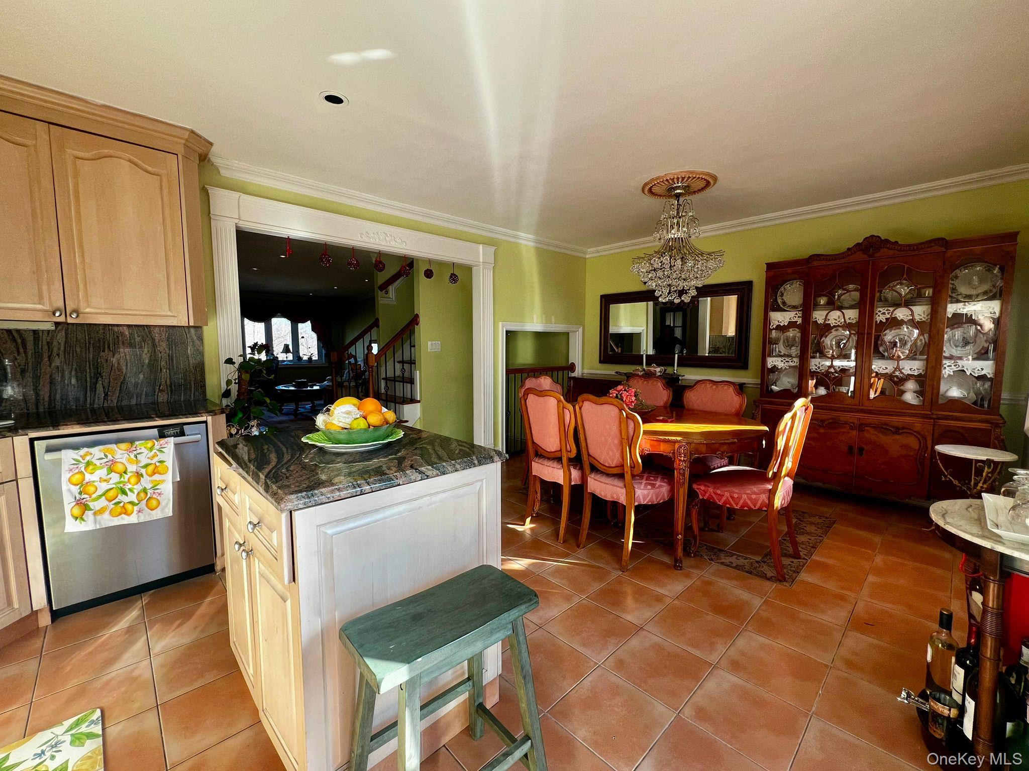 #5 photo, 199-18 Cross Island Parkway, কুইন্‌স Whitestone , NY 11357