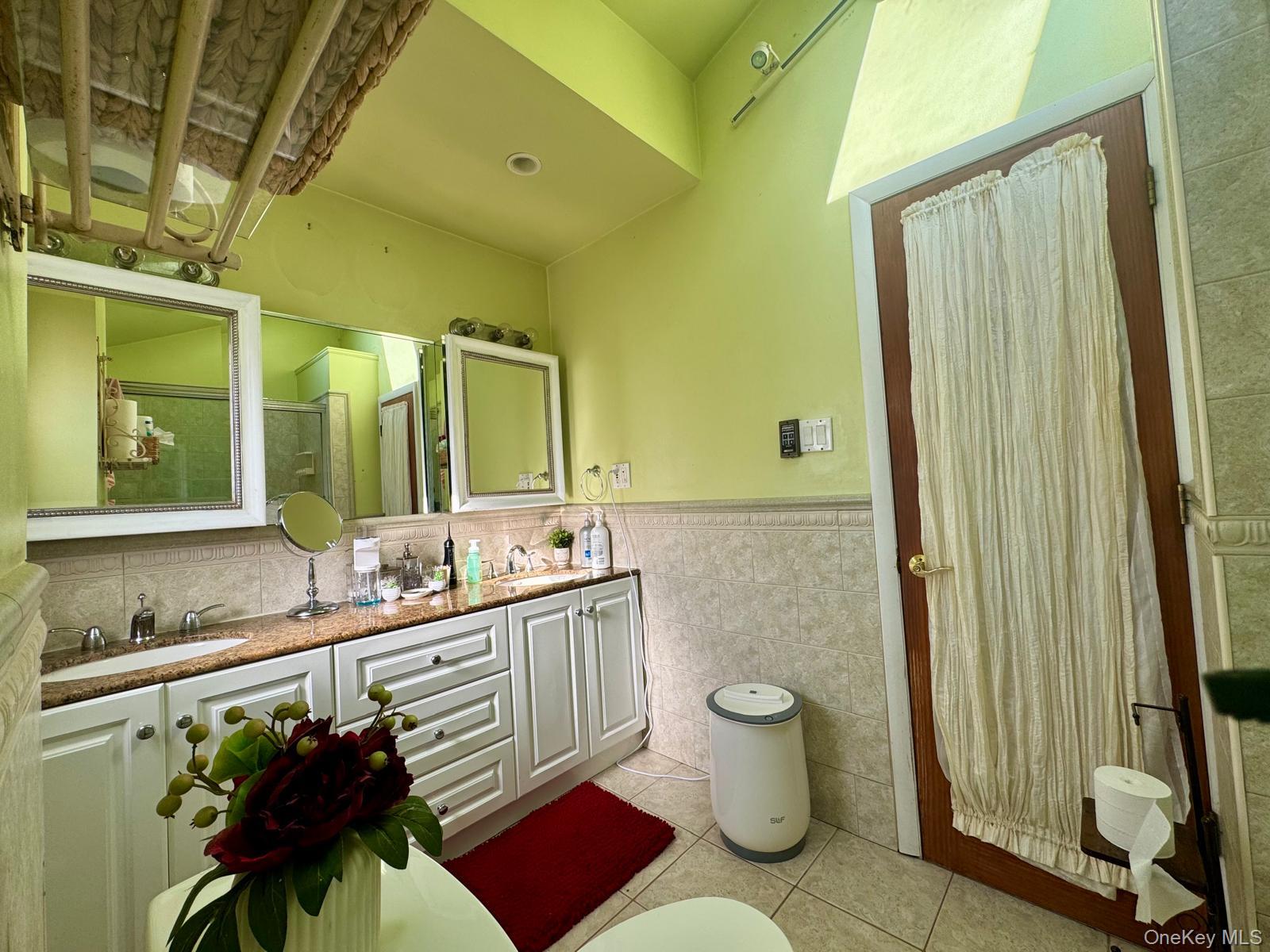 #8 photo, 199-18 Cross Island Parkway, কুইন্‌স Whitestone , NY 11357