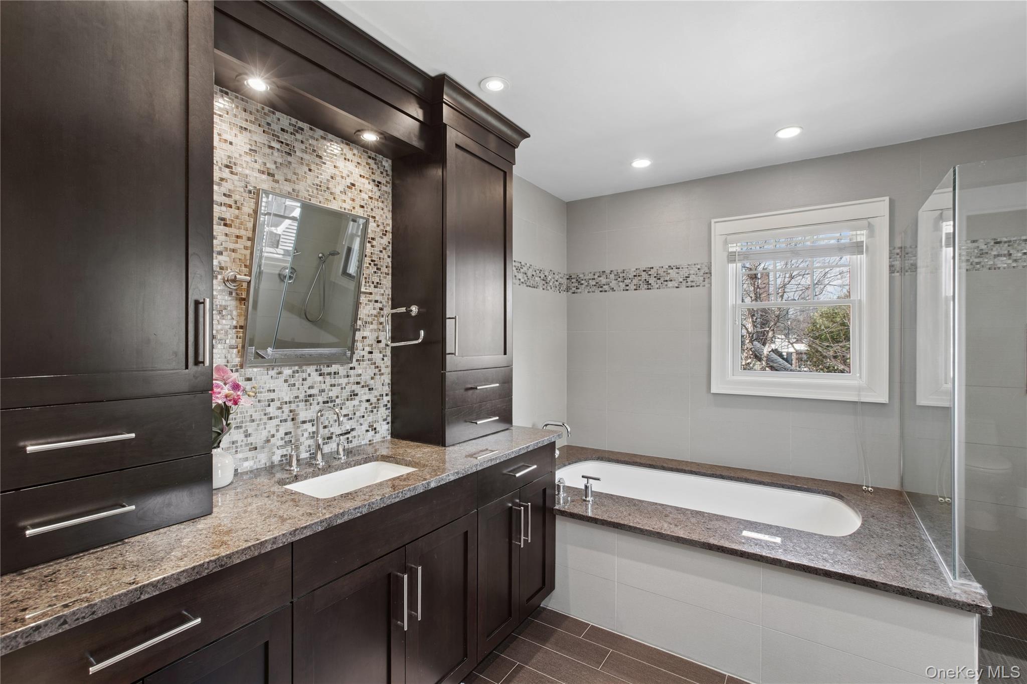 #19 photo, 103 Garden Street, 롱 아일랜드 Garden City , NY 11530