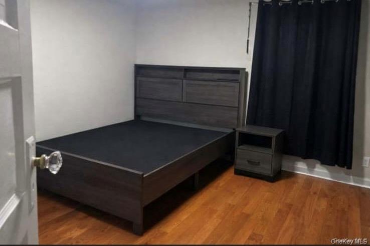 #3 photo, 99-27 213th Street, কুইন্‌স Queens Village , NY 11429