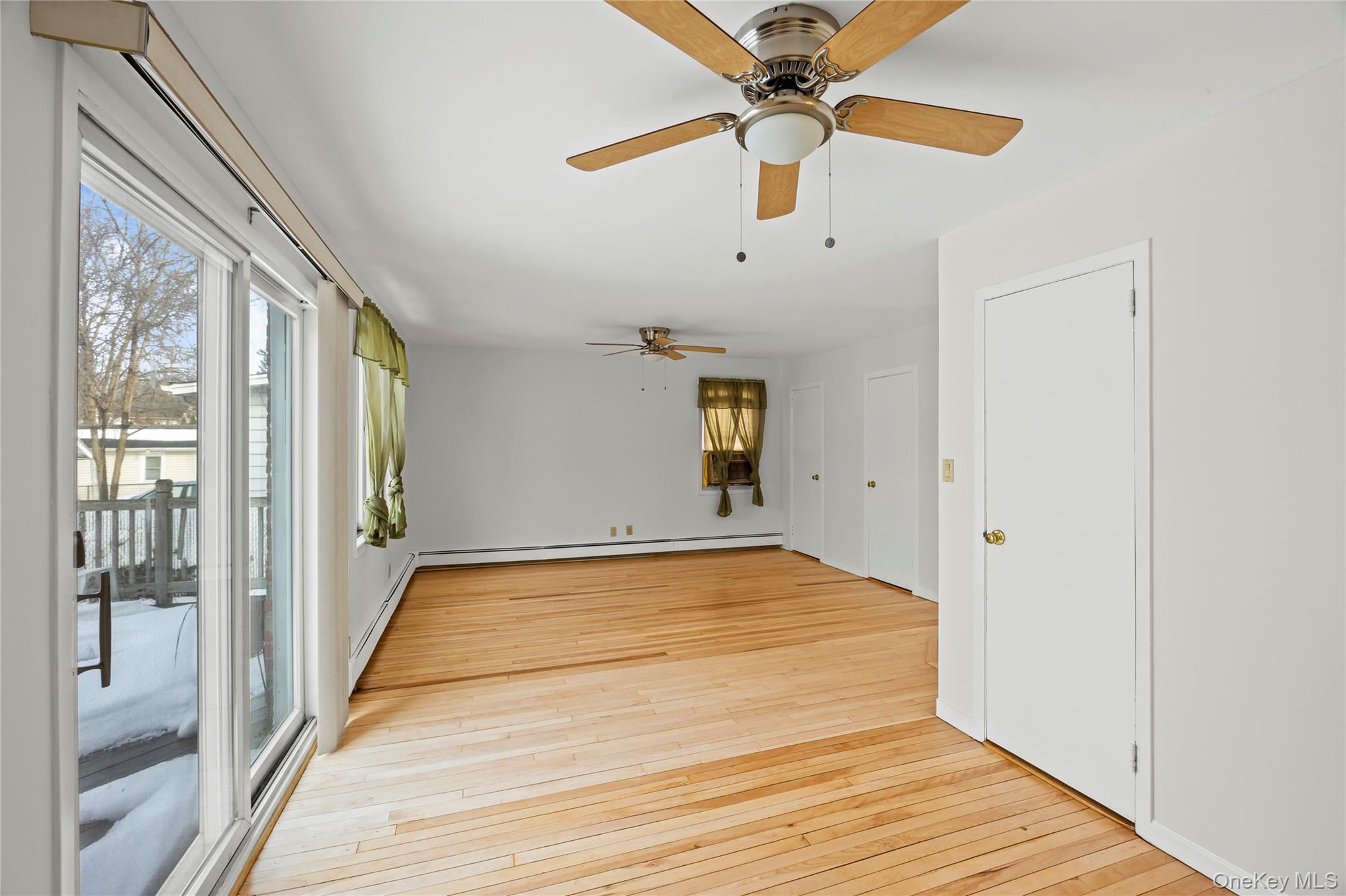 #12 photo, 39 Stewart Street, নাসাউ কাউন্টি Floral Park , NY 11001