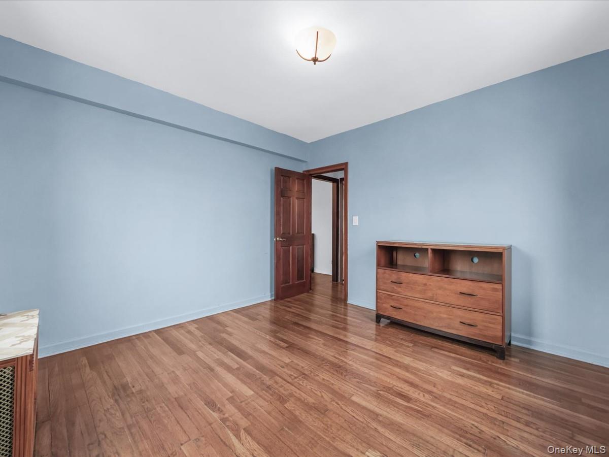 #9 photo, 56-07 31st, কুইন্‌স Woodside , NY 11377