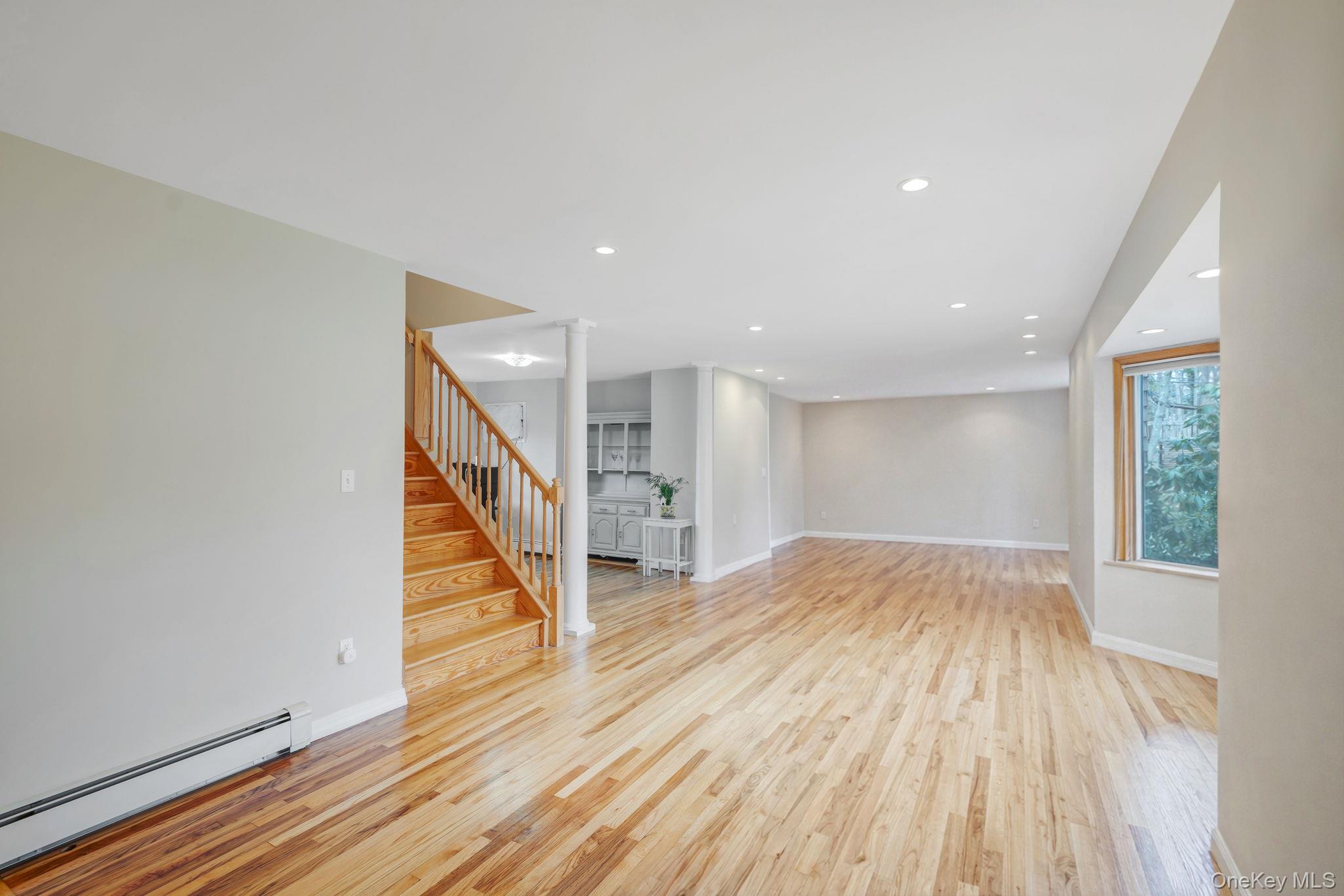 #10 photo, 108 Dogwood Road, Саффолк ‖ Port Jefferson , NY 11777