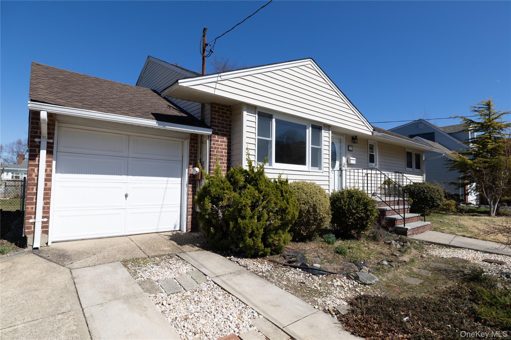 #2 photo, 131 IRA Road, নাসাউ কাউন্টি Syosset , NY 11791