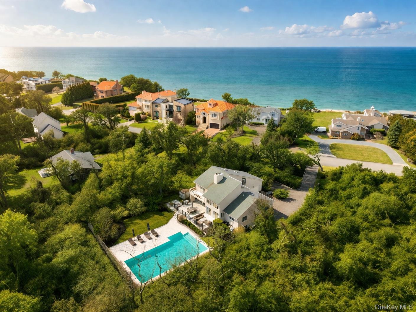 #1 photo, 785 The Strand, East Marion , NY 11939