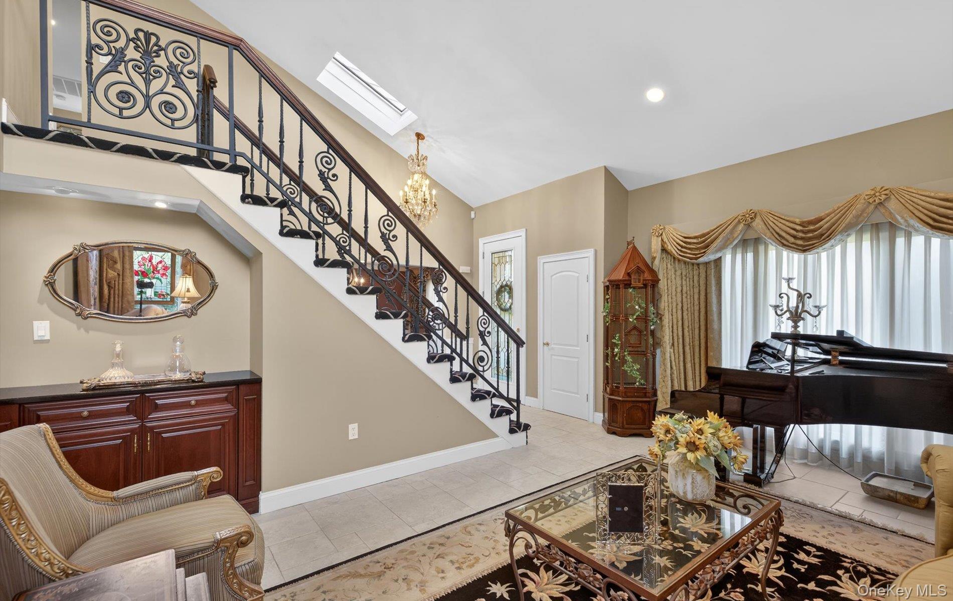 #12 photo, 18 Chardonnay Road, 롱 아일랜드 Commack , NY 11725