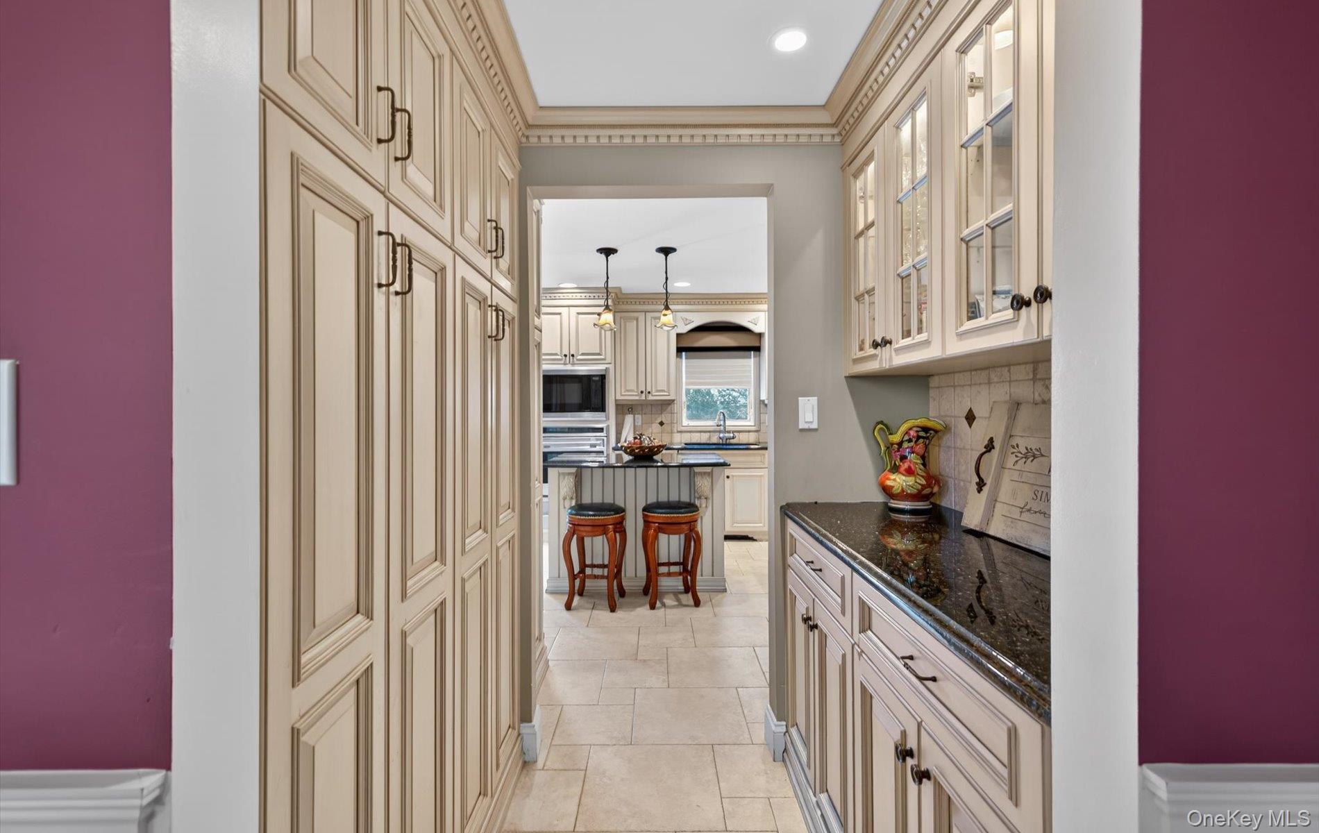 #17 photo, 18 Chardonnay Road, 롱 아일랜드 Commack , NY 11725