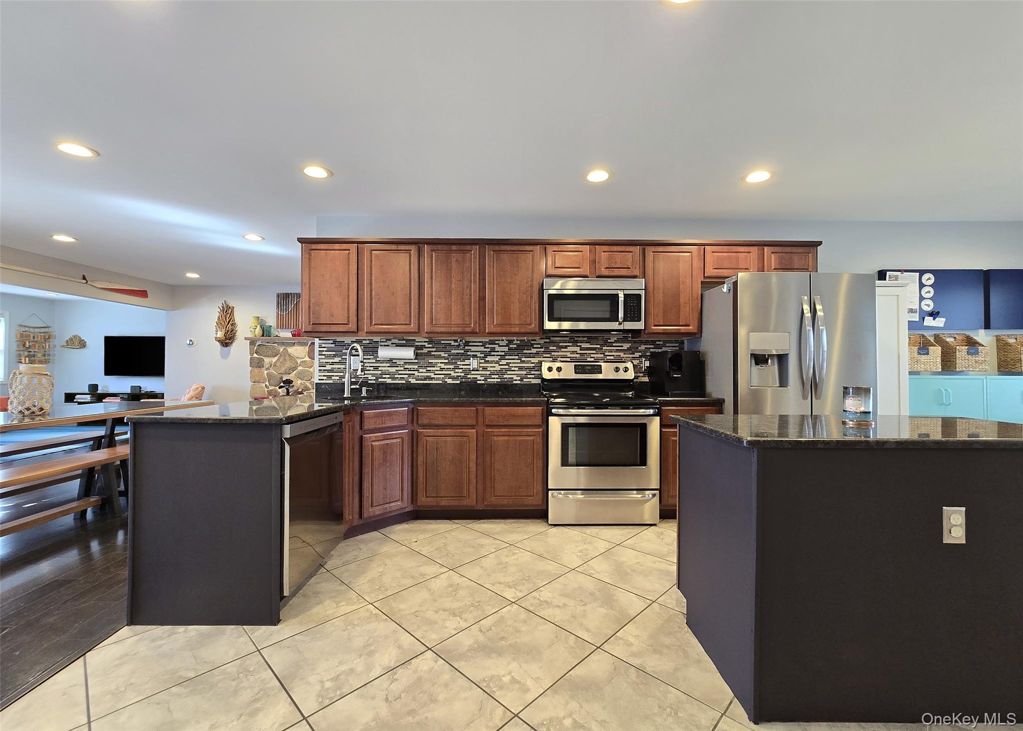 #9 photo, 28 Timber Trail Lane, সাফোক কাউন্টি Medford , NY 11763