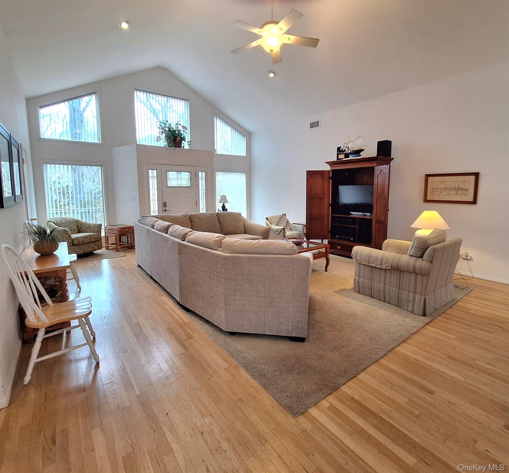 #5 photo, 7 Clay Pit Road, সাফোক কাউন্টি Remsenburg , NY 11960